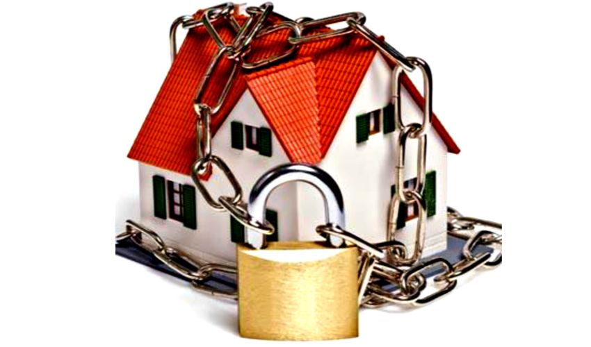 Woning in Weert getekend met ketting en hangslot Woning in Weert getekend met ketting en hangslot